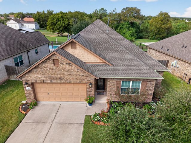 216 Racetrack Lane, Montgomery, TX 77356