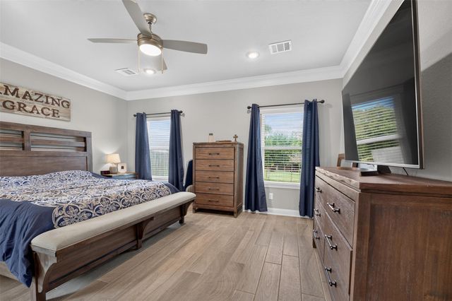 216 Racetrack Lane, Montgomery, TX 77356