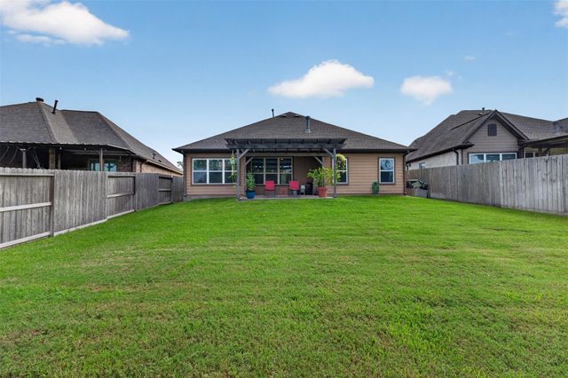 216 Racetrack Lane, Montgomery, TX 77356