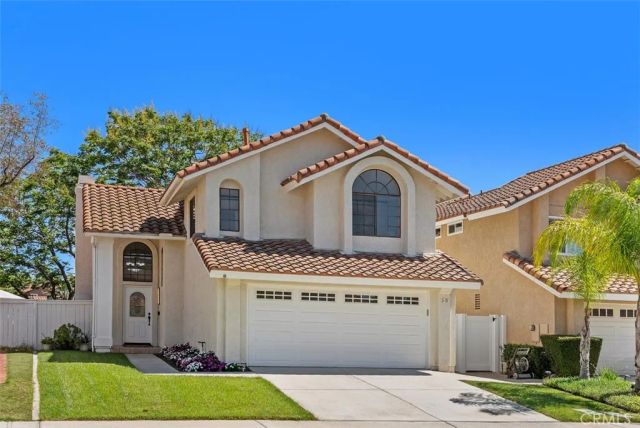 16 Crucillo, Rancho Santa Margarita, CA 92688