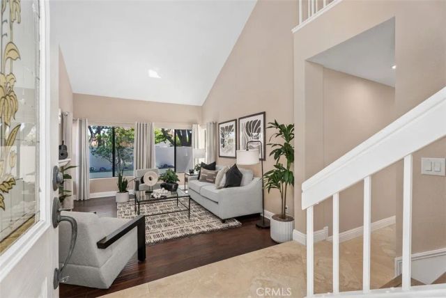 16 Crucillo, Rancho Santa Margarita, CA 92688