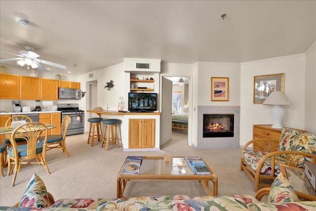 1555 N Chaparral Road 334, Palm Springs, CA 92262