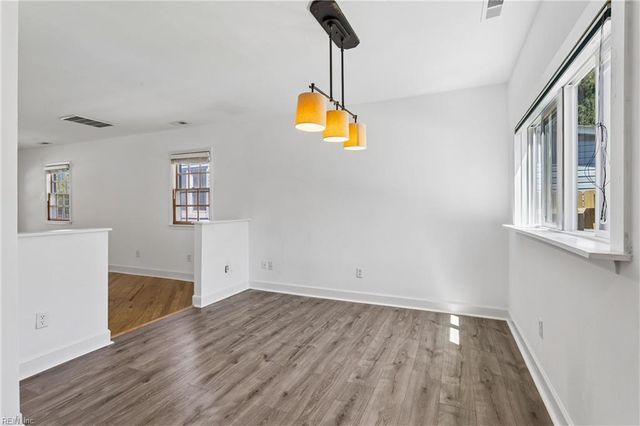 20 Magnolia PL, Hampton, VA 23669