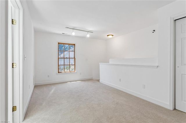 20 Magnolia PL, Hampton, VA 23669