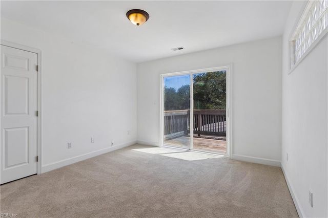 20 Magnolia PL, Hampton, VA 23669
