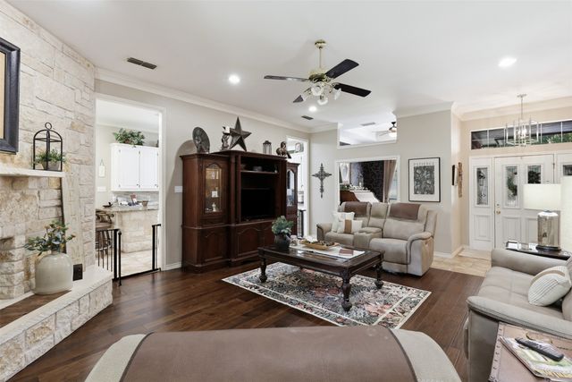 5210 Wedgefield Road, Granbury, TX 76049