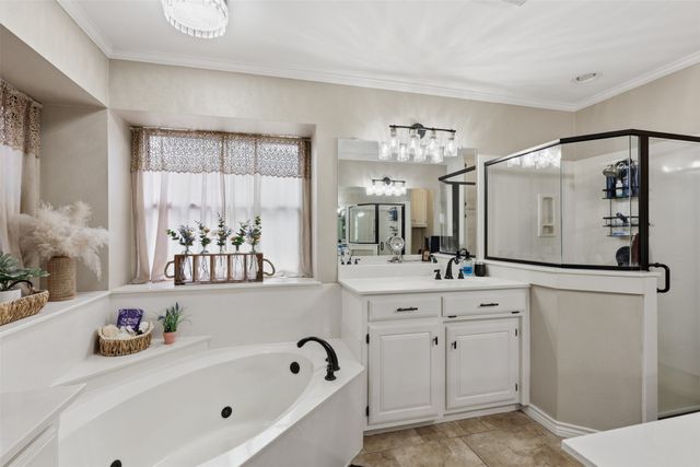 5210 Wedgefield Road, Granbury, TX 76049