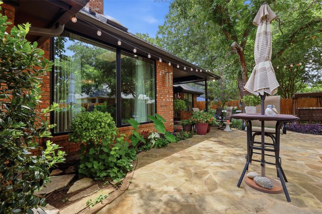 5210 Wedgefield Road, Granbury, TX 76049