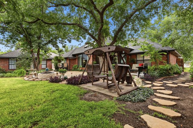 5210 Wedgefield Road, Granbury, TX 76049