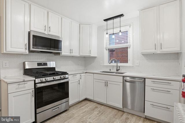 742 CONGRESS ST SE, Washington, DC 20032