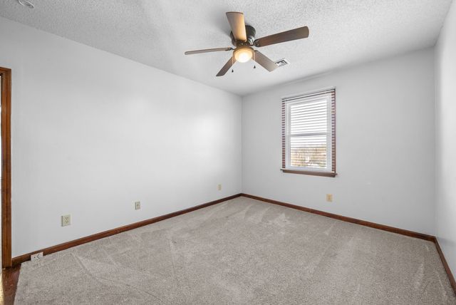 501 Eysian Rd, Clarksville, TN 37040