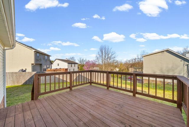 501 Eysian Rd, Clarksville, TN 37040