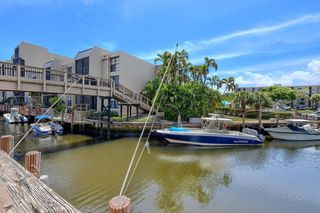 3 Royal Palm Way #102, Boca Raton, FL 33432