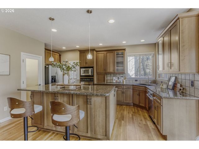 13543 Sw LAUREN Ln, Tigard, OR 97223