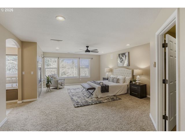 13543 Sw LAUREN Ln, Tigard, OR 97223