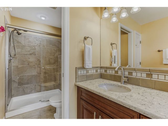 13543 Sw LAUREN Ln, Tigard, OR 97223