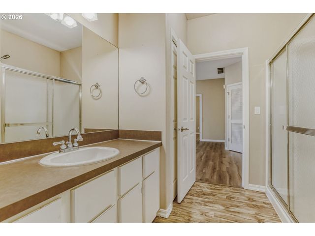 13543 Sw LAUREN Ln, Tigard, OR 97223