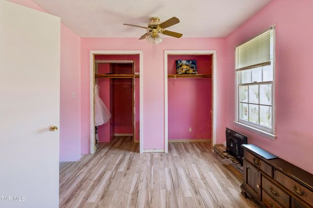 234 Eastwood Drive, Bluff City, TN 37618