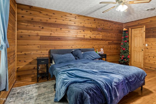 234 Eastwood Drive, Bluff City, TN 37618