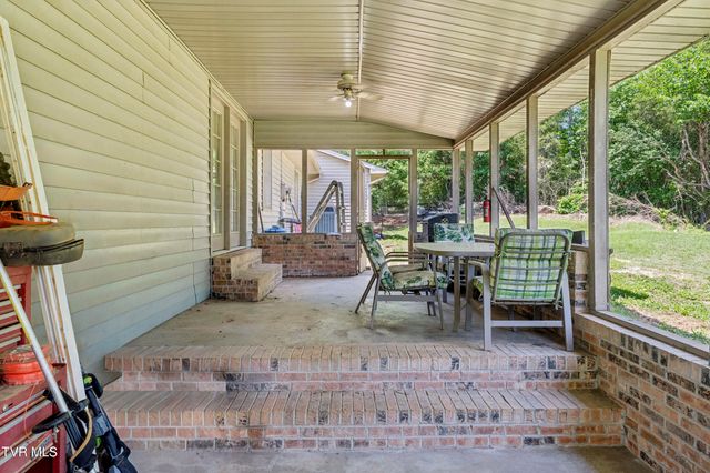 234 Eastwood Drive, Bluff City, TN 37618
