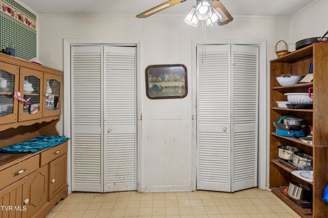 234 Eastwood Drive, Bluff City, TN 37618