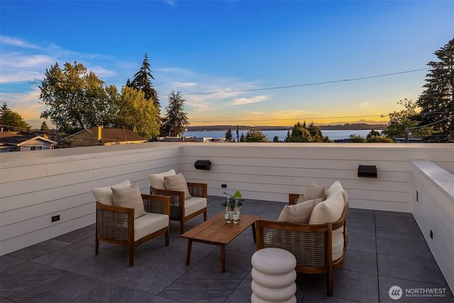 10232 NE 65th Street, Kirkland, WA 98033