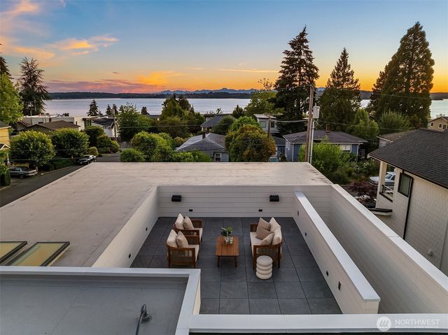 10232 NE 65th Street, Kirkland, WA 98033