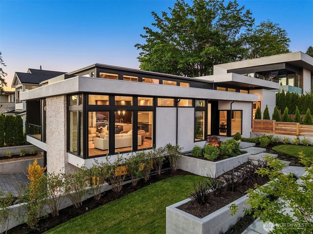 10232 NE 65th Street, Kirkland, WA 98033