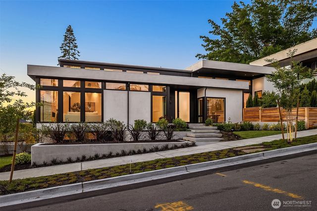 10232 NE 65th Street, Kirkland, WA 98033