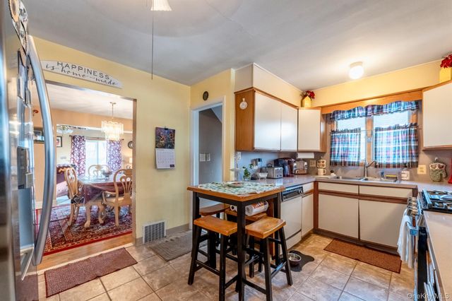 11 Lay Street, Kingston, NY 12401