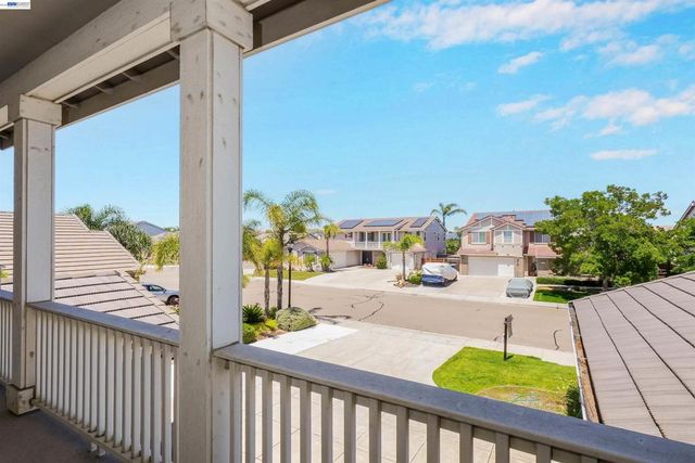 321 Myrtle Ln, Oakley, CA 94561