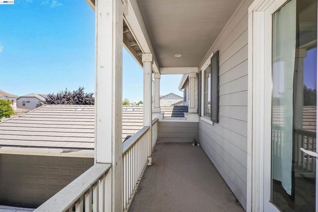 321 Myrtle Ln, Oakley, CA 94561