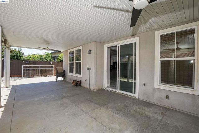 321 Myrtle Ln, Oakley, CA 94561
