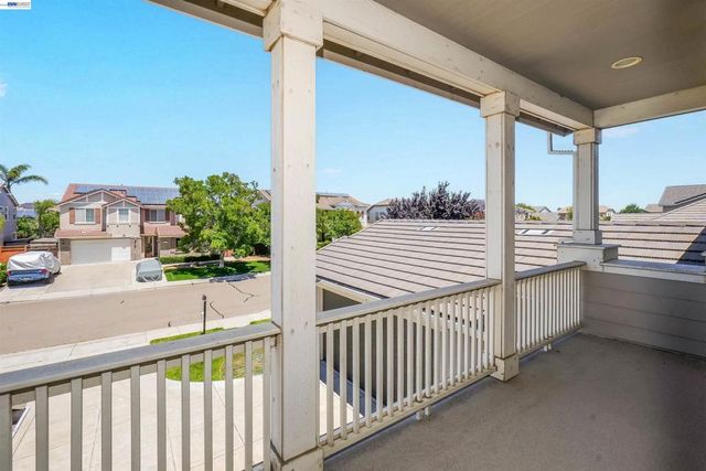 321 Myrtle Ln, Oakley, CA 94561