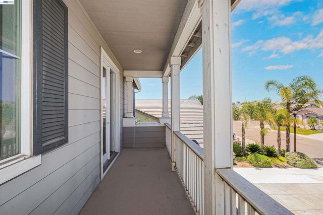 321 Myrtle Ln, Oakley, CA 94561