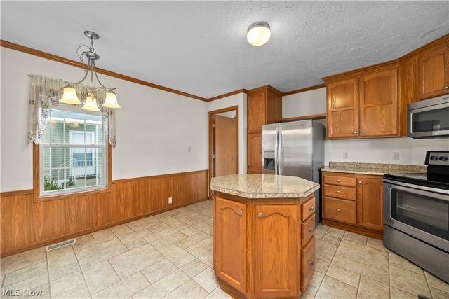 35157 Center Ridge Road 92, North Ridgeville, OH 44039