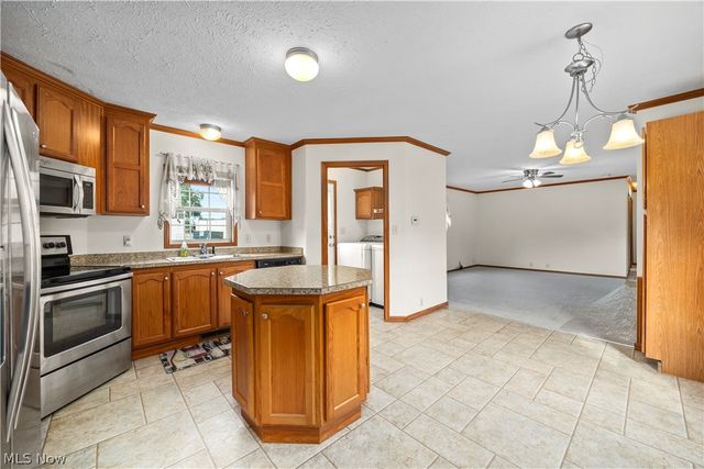 35157 Center Ridge Road 92, North Ridgeville, OH 44039