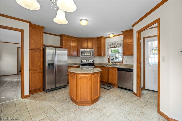 35157 Center Ridge Road 92, North Ridgeville, OH 44039