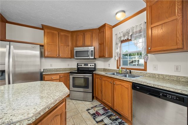 35157 Center Ridge Road 92, North Ridgeville, OH 44039