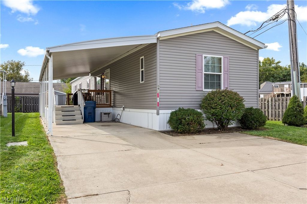 35157 Center Ridge Road 92, North Ridgeville, OH 44039