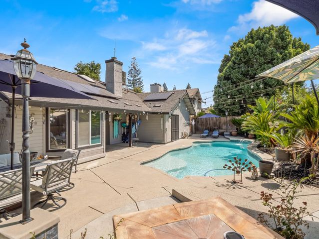 1575 E Niles, Fresno, CA 93720