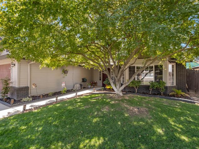 1575 E Niles, Fresno, CA 93720