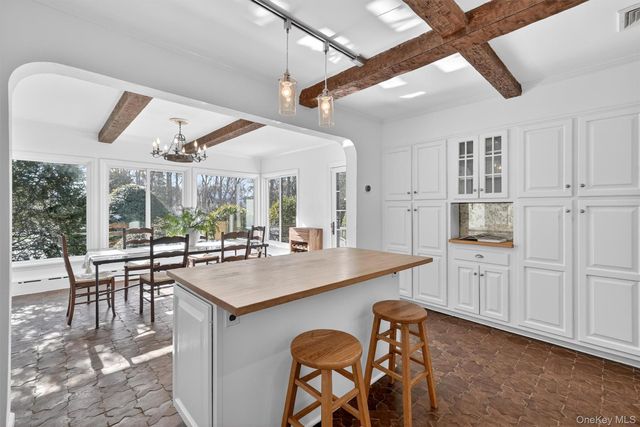 181 Hillair Circle, White Plains, NY 10605