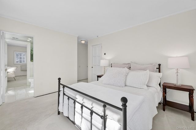 181 Hillair Circle, White Plains, NY 10605