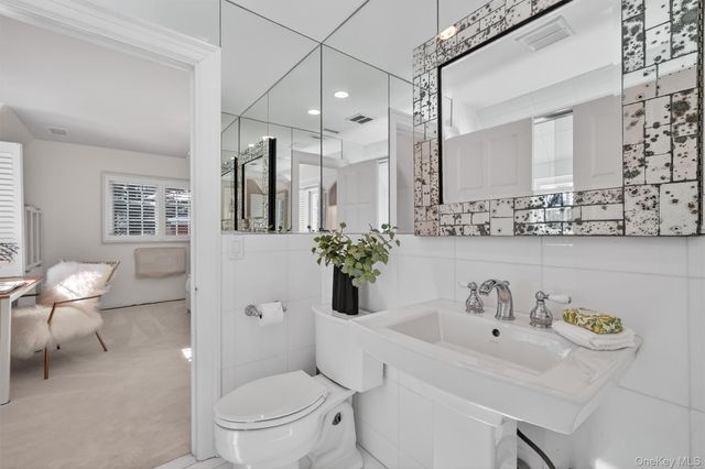 181 Hillair Circle, White Plains, NY 10605