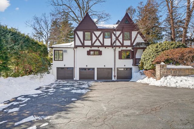 181 Hillair Circle, White Plains, NY 10605