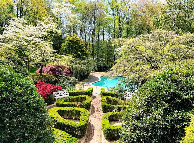 181 Hillair Circle, White Plains, NY 10605