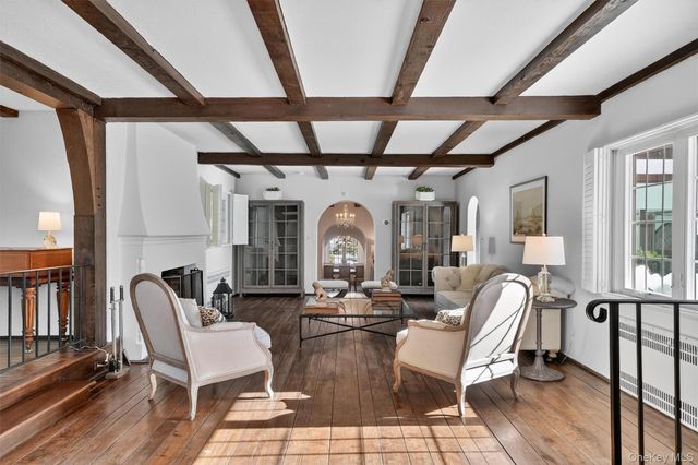 181 Hillair Circle, White Plains, NY 10605