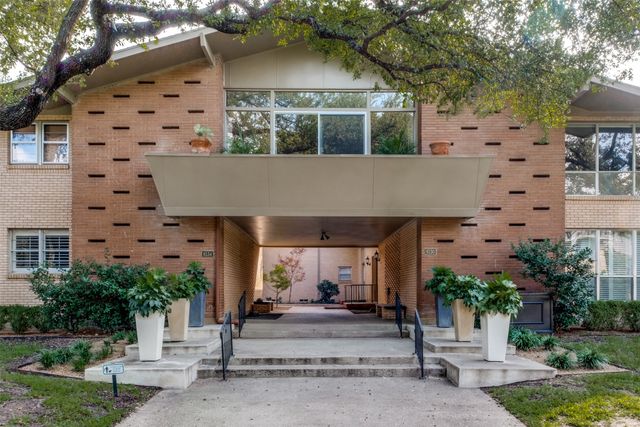 6130 Bandera Avenue D, Dallas, TX 75225