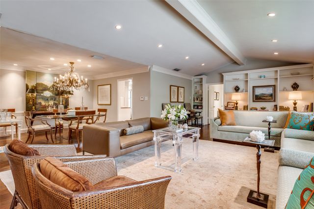 6130 Bandera Avenue D, Dallas, TX 75225